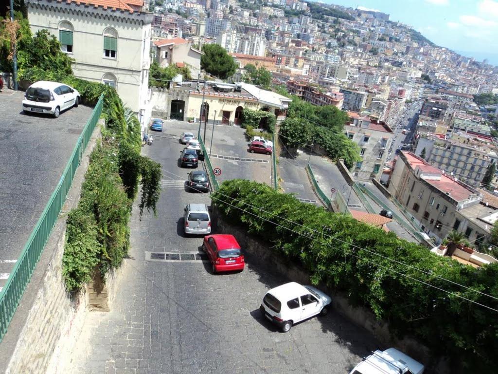 Quarta Rampa Apartment Naples Luaran gambar